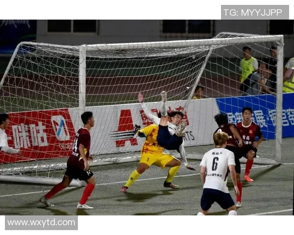 足球明星赛场被紧盯防守 谁是对手眼中的最大威胁