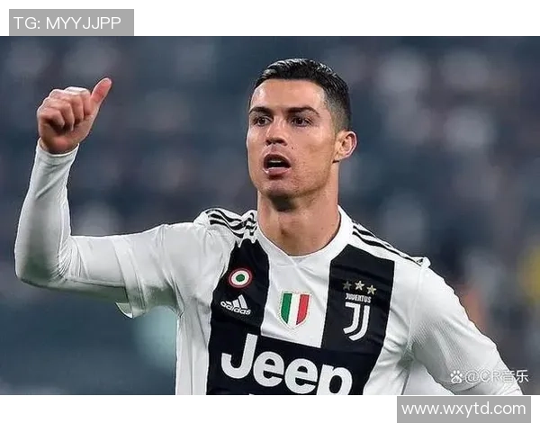 跟着顶级球星学足球技巧提升 实现从新手到高手的蜕变