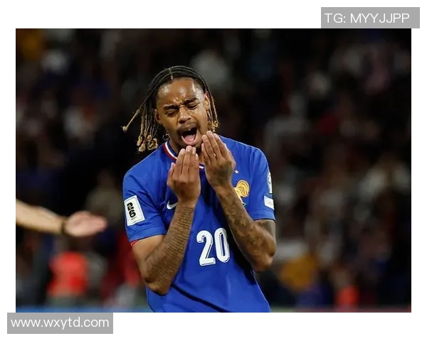 法国足球八号球星是谁 他在球队中的重要地位与贡献解析 法国足球八号球星是谁 他在球队中的重要地位与贡献解析